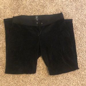 New York and Company Velour black pants